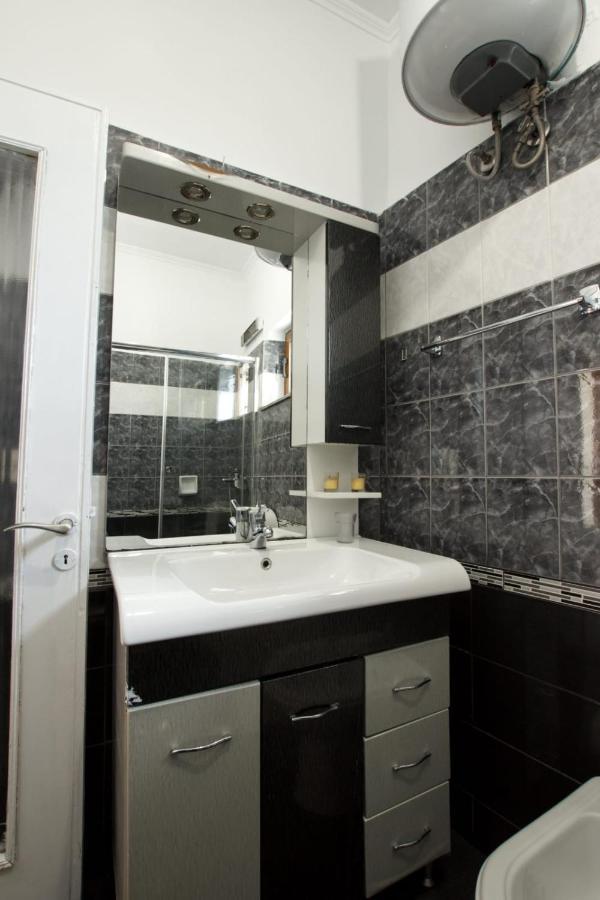 Gjirokastër Emblematic House Apartment 2 מראה חיצוני תמונה